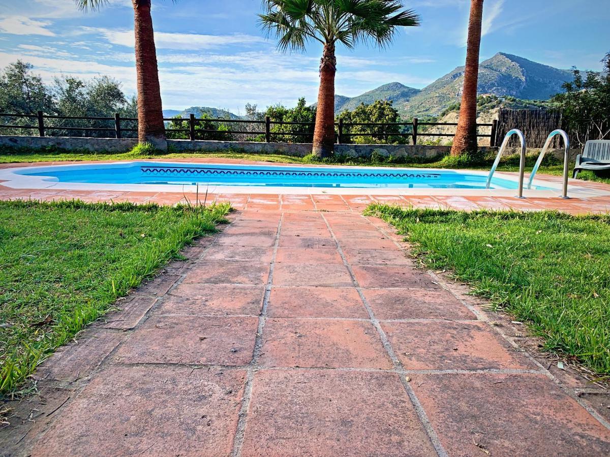 Vivelorural Casa Y Piscina En Zahara De La Sierra 빌라 외부 사진